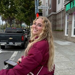 Meet your Posher, Hailee